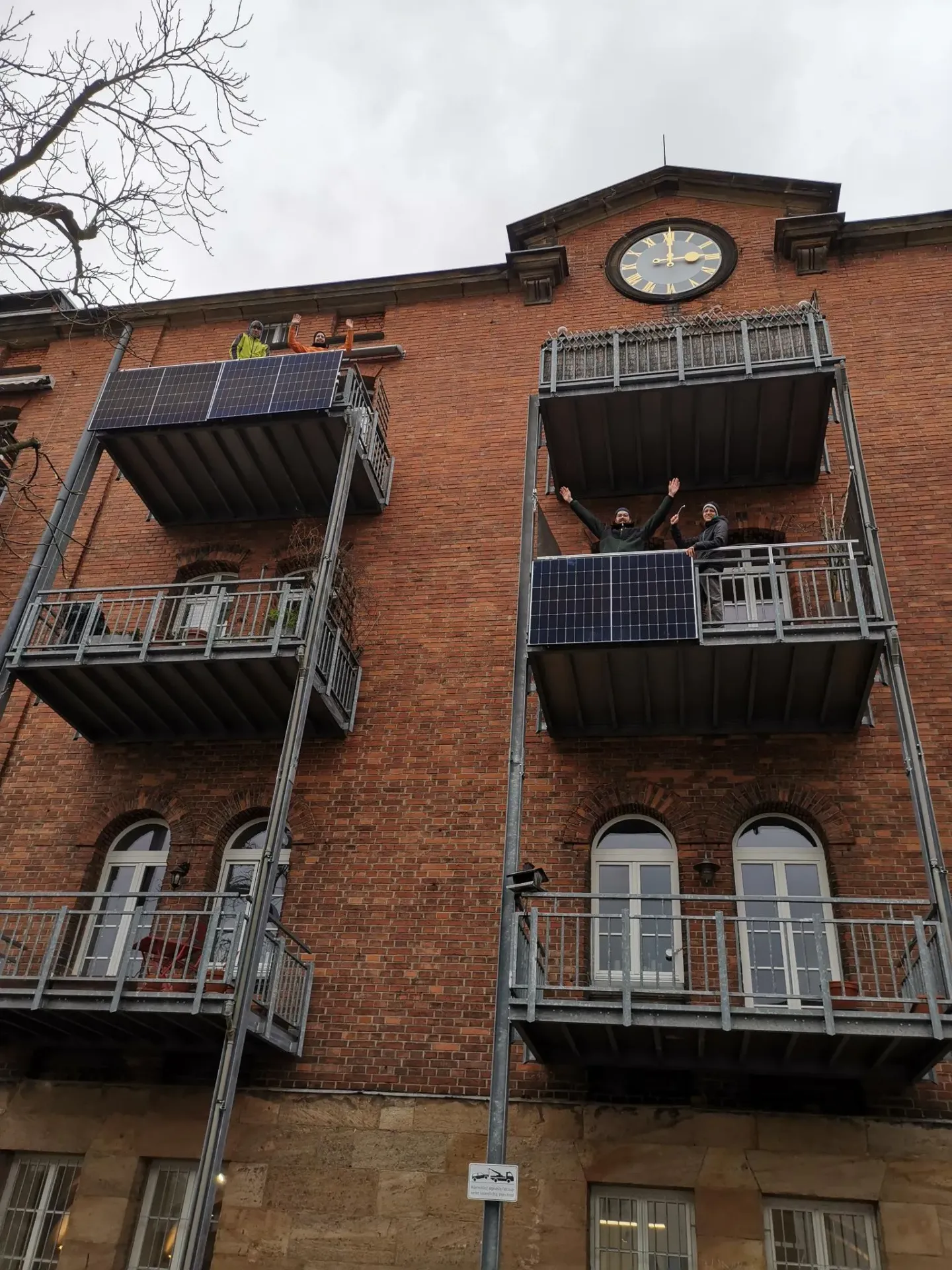 Lieferung inklusive Standard-Montage